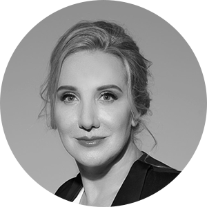Dr. Anna Wohlthat